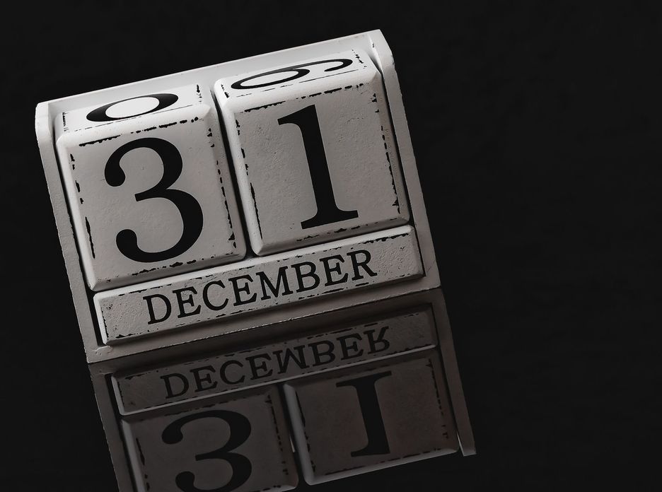 Close-up of a perpetual calendar displaying December 31st